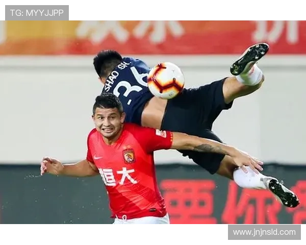 北京足球队强势领跑大师赛积分榜65分稳居第一