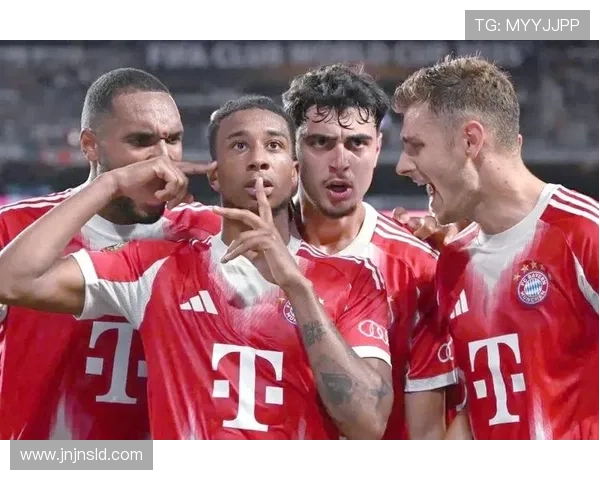 拜仁慕尼黑的足球明星们如何塑造球队辉煌历史与未来展望 拜仁慕尼黑的足球明星们如何塑造球队辉煌历史与未来展望