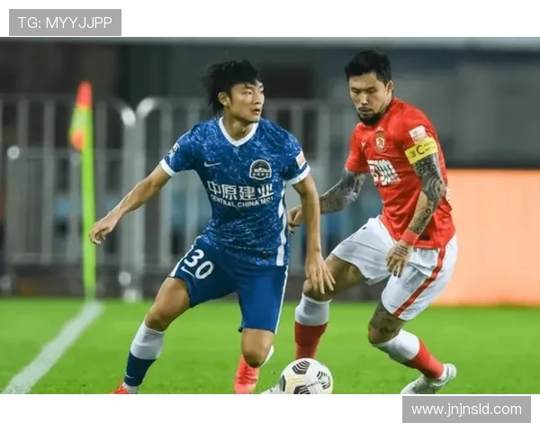 南京排球队以97分领跑冠军赛积分榜展现强劲实力