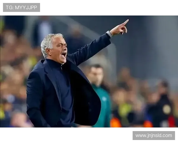 平民足球明星推荐名单揭晓他们用实力证明了自己是球场上的闪耀之星